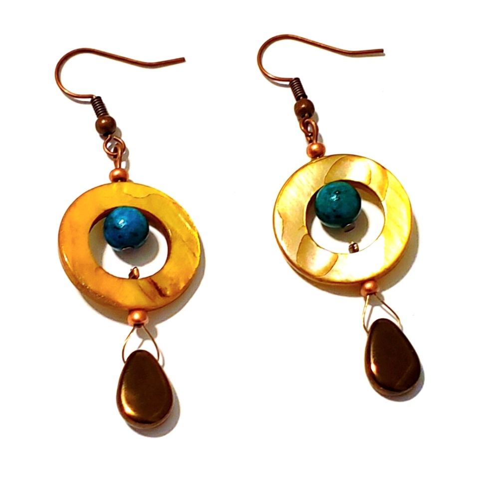 3/$25 ❤BEAUTIFUL HANDMADE EARRINGS❤ - Picture 1 of 1